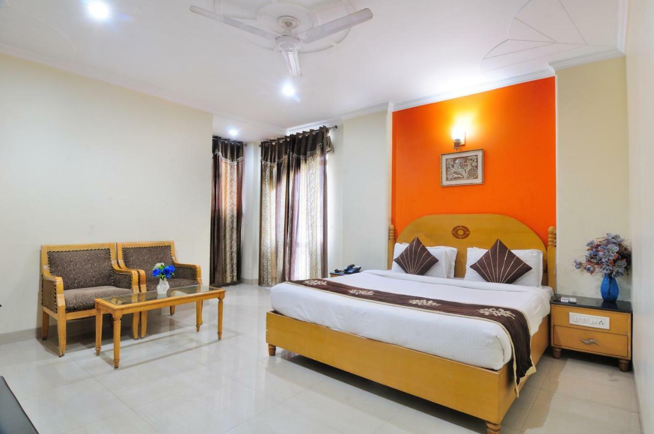 Hotel Maharaja Residency Jalandhar Exterior photo